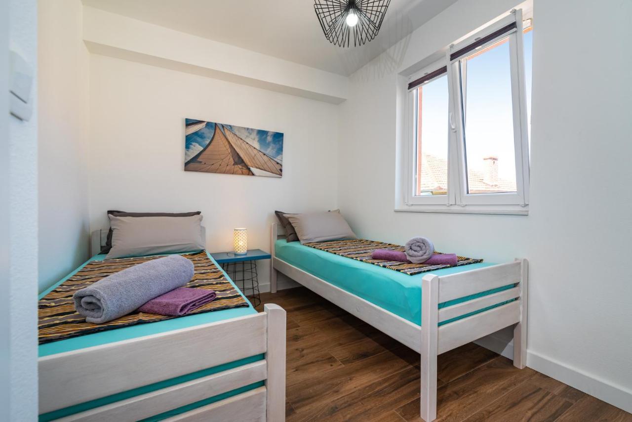 זאדאר Apartments Junior מראה חיצוני תמונה
