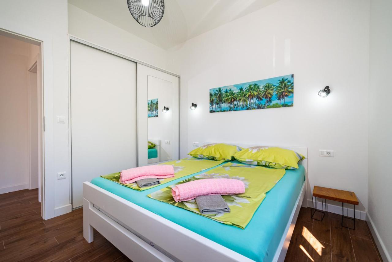 זאדאר Apartments Junior מראה חיצוני תמונה