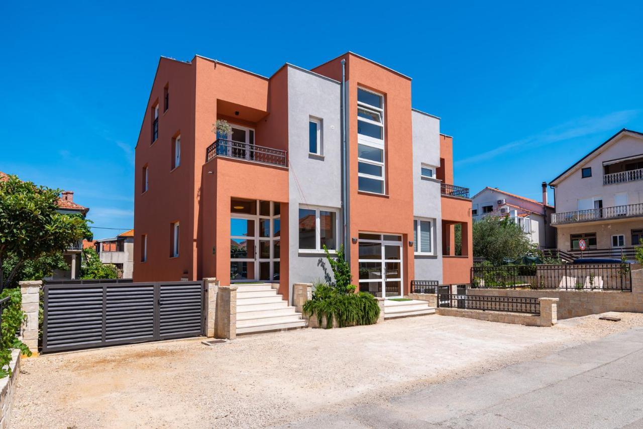 זאדאר Apartments Junior מראה חיצוני תמונה