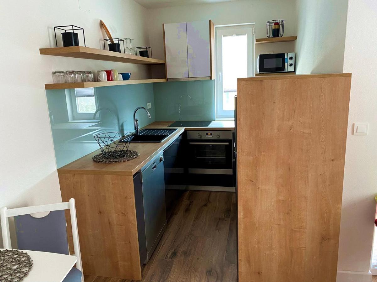 זאדאר Apartments Junior מראה חיצוני תמונה